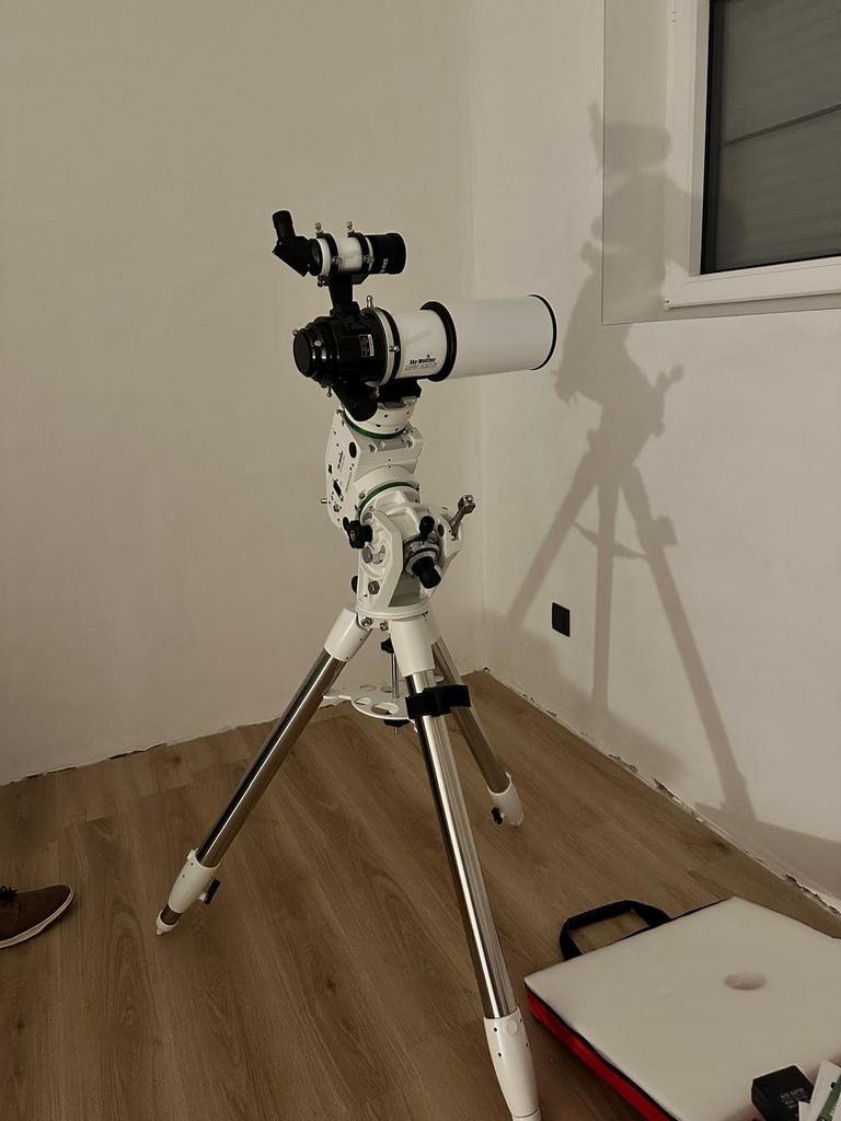Skywatcher esprit 80ED, Ophalen, Lenzentelescoop (refractor), 80 tot 200 mm, Nieuw