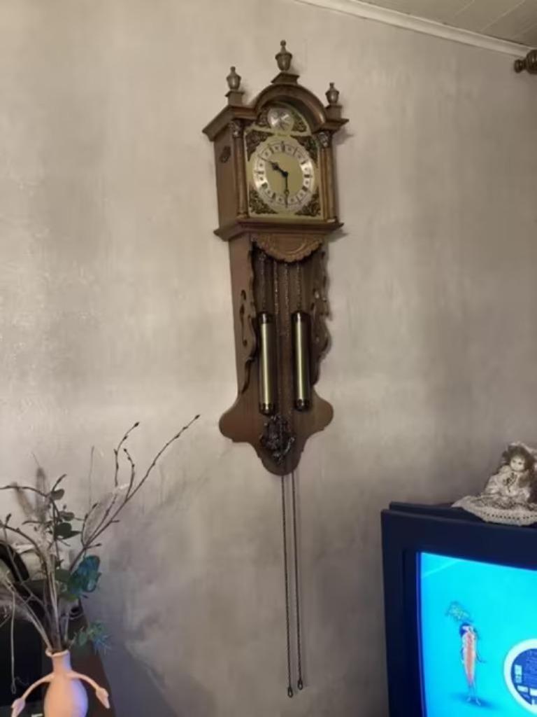 wandklok met slinger en gewichten, Ophalen of Verzenden
