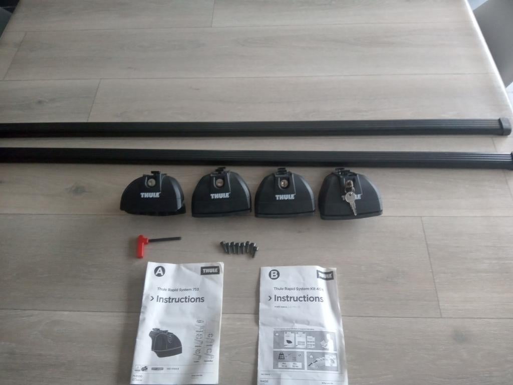 Thule rapid system 753 kit 4016 & square bar 127cm, Ophalen, Gebruikt