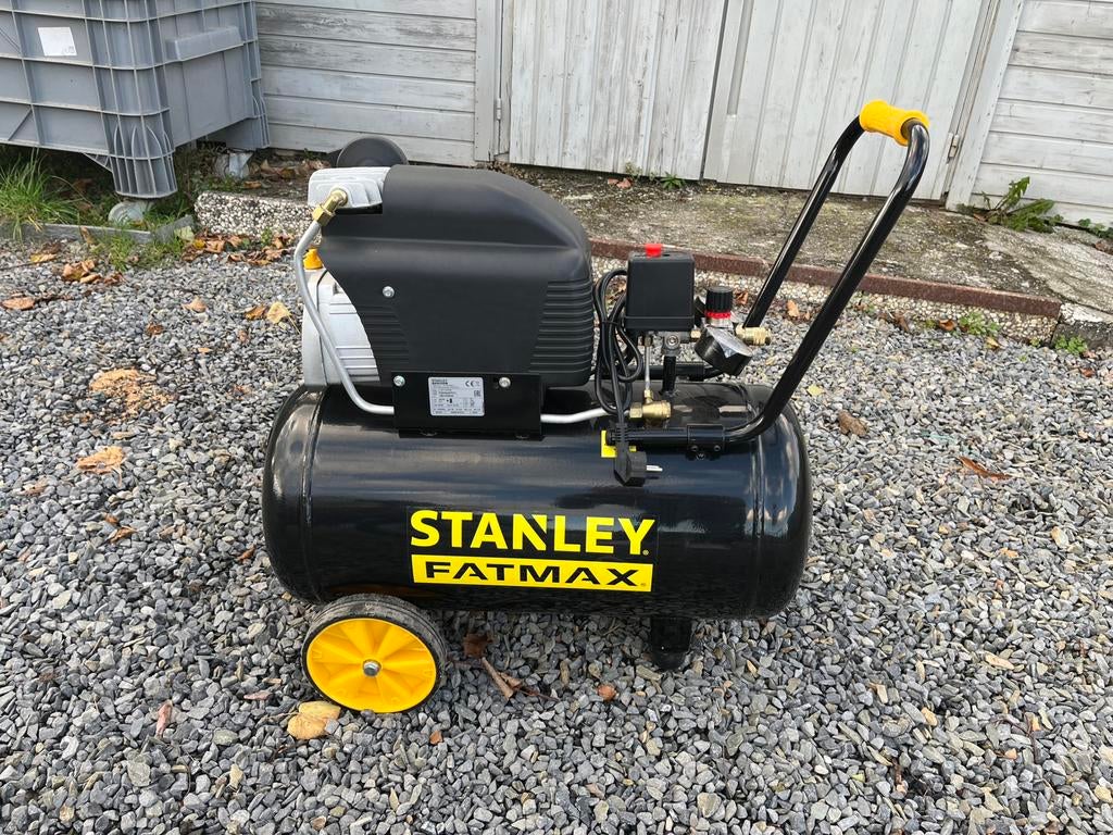 Compressor Stanley Fatmax 50 bar 1800l, Doe-het-zelf en Bouw, Ophalen, Zo goed als nieuw