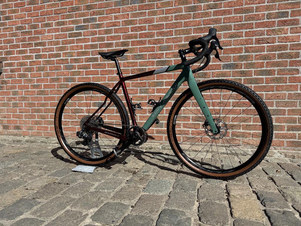 Eddy Merckx Strasburgo C, Rival AXS, Autres marques, 10 à 15 vitesses, Enlèvement, 28 pouces