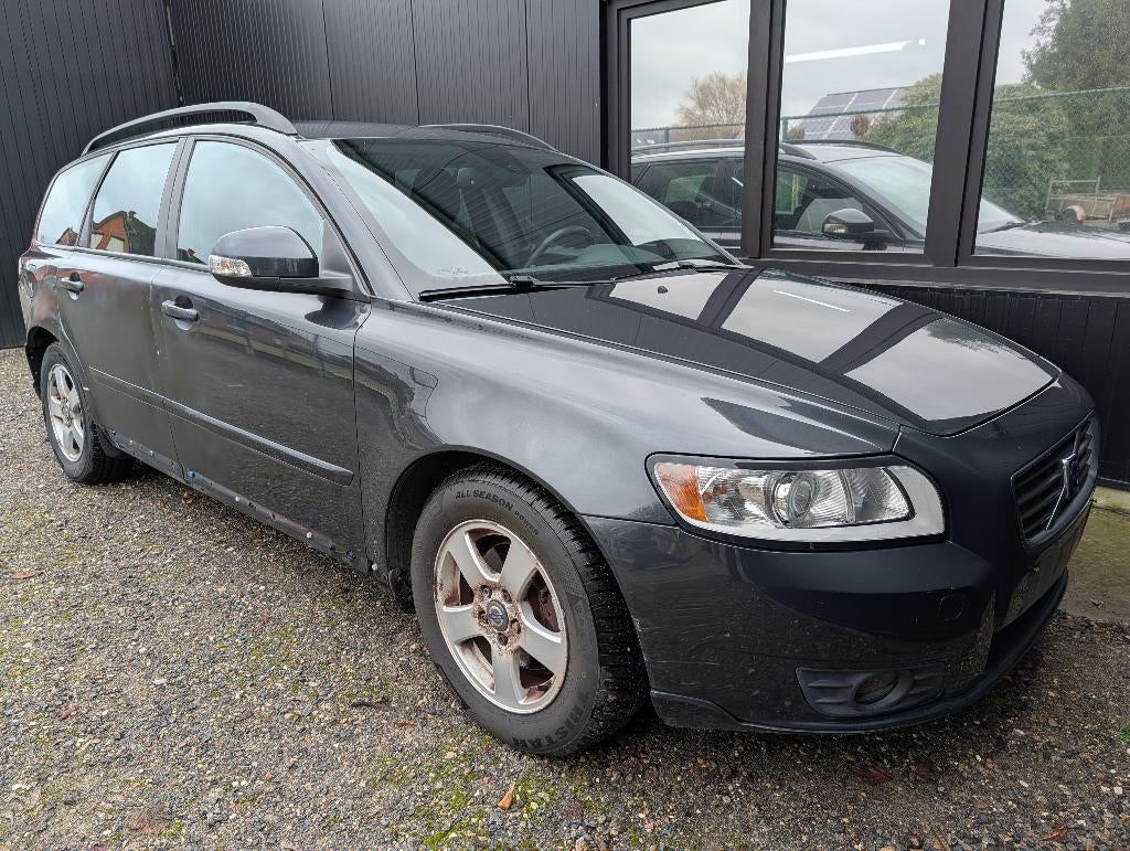 Volvo V50 Export en/of handelaar, Autos, Volvo, Cuir, Achat, Boîte manuelle, Noir