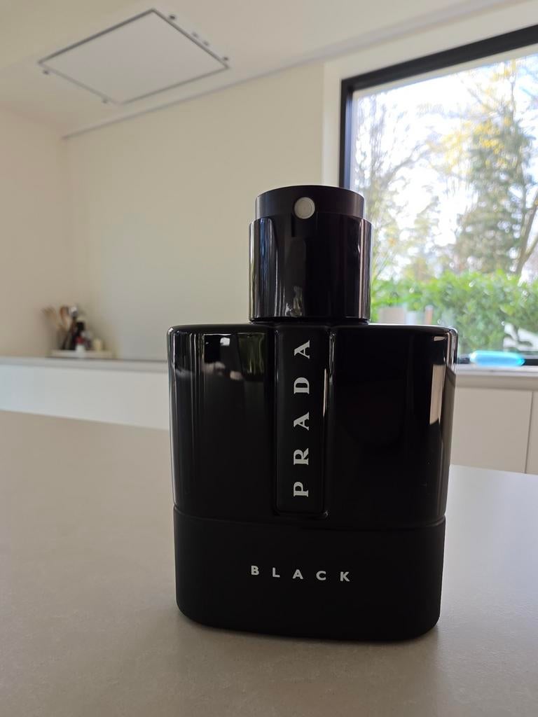 Prada Luna Rossa Black 50ml, Enlèvement