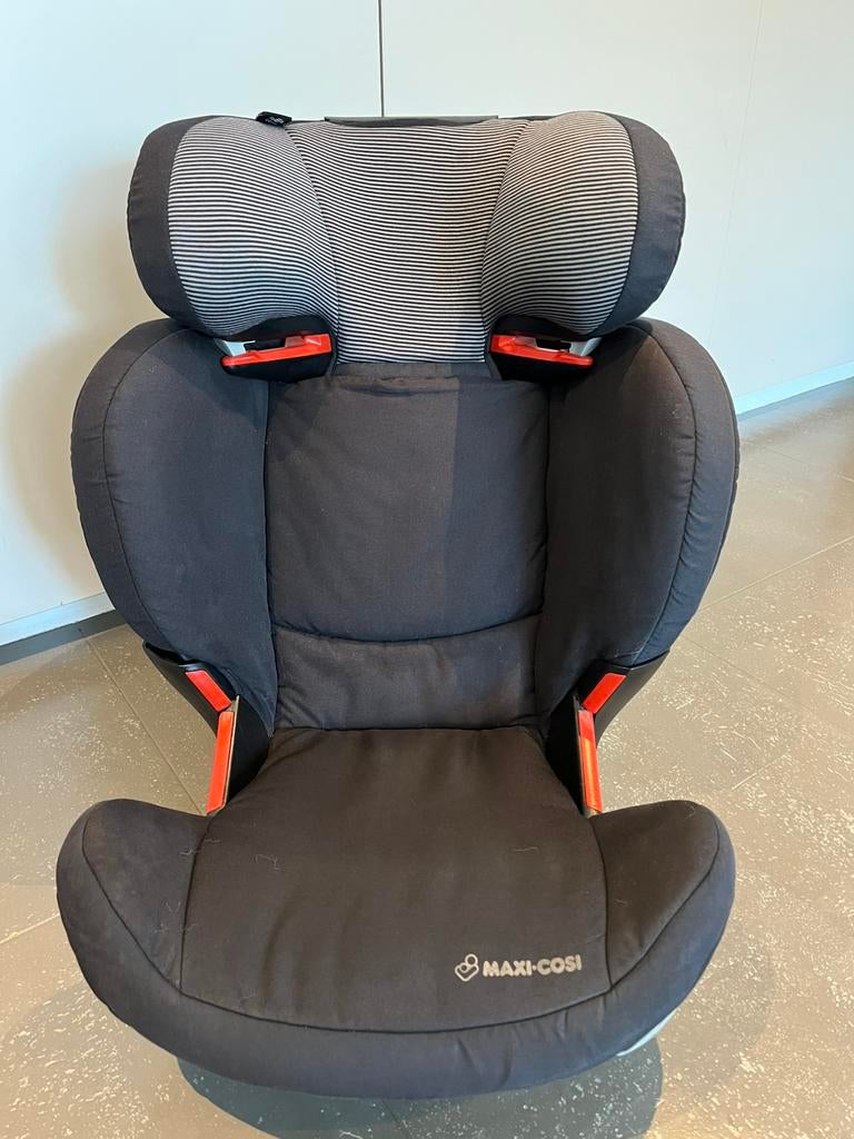 Maxi-Cosi autostoel 15–36 kg: RodiFix AirProtect, Kinderen en Baby's, Autostoeltjes, Ophalen, Verstelbare rugleuning, Gebruikt