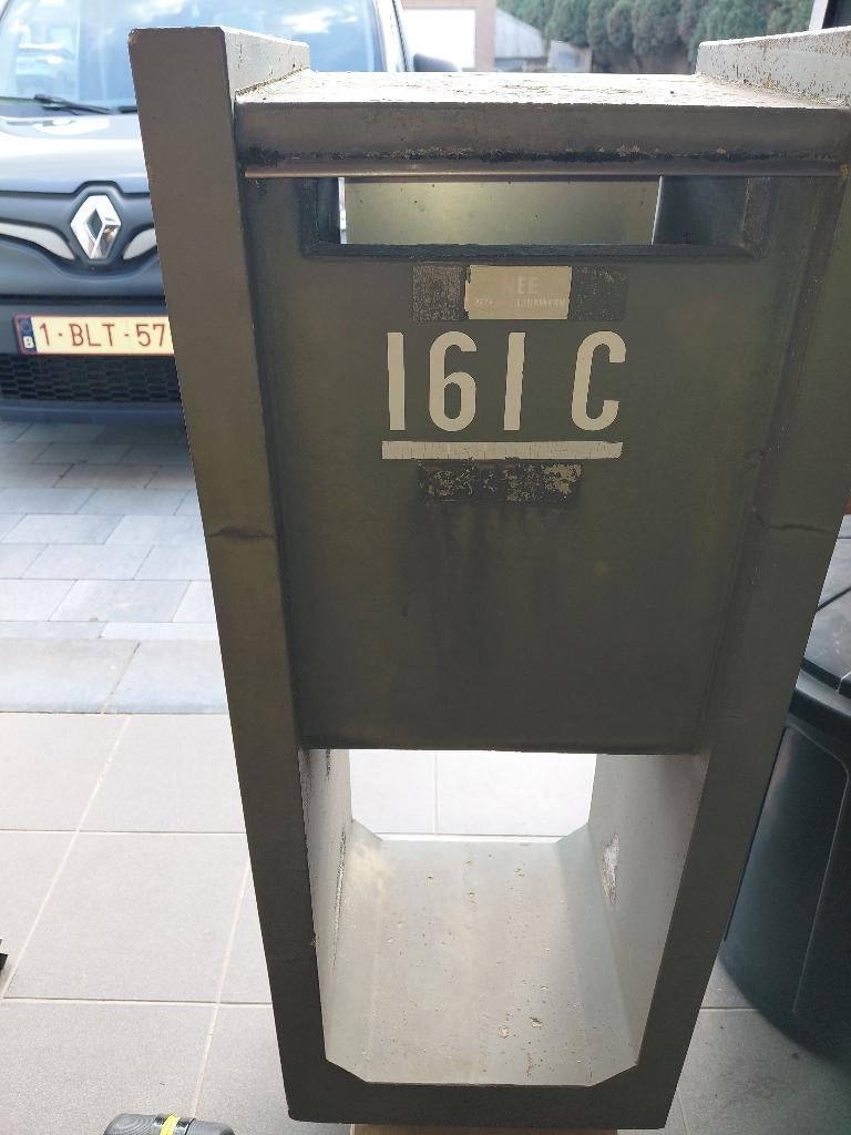 Brievenbus beton, Tuin en Terras, Brievenbussen, Ophalen, Gebruikt, Beton, Staande brievenbus