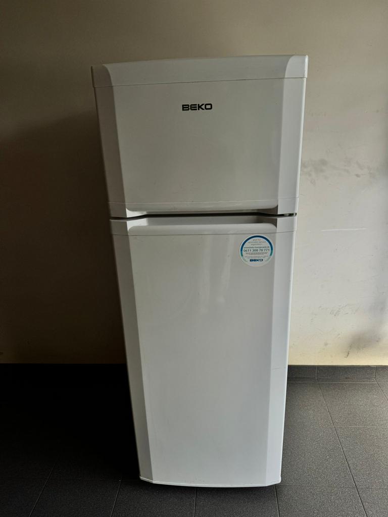 Beko koel+vrieskast in zeer goede staat., Elektronische apparatuur, Koelkasten en IJskasten, Ophalen, Zo goed als nieuw, Met vriesvak