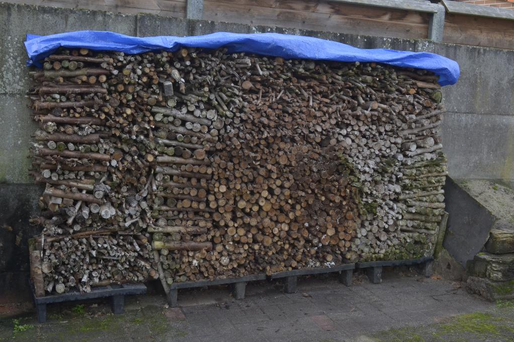 Stapel klein brandhout, Tuin en Terras, Ophalen, Overige houtsoorten