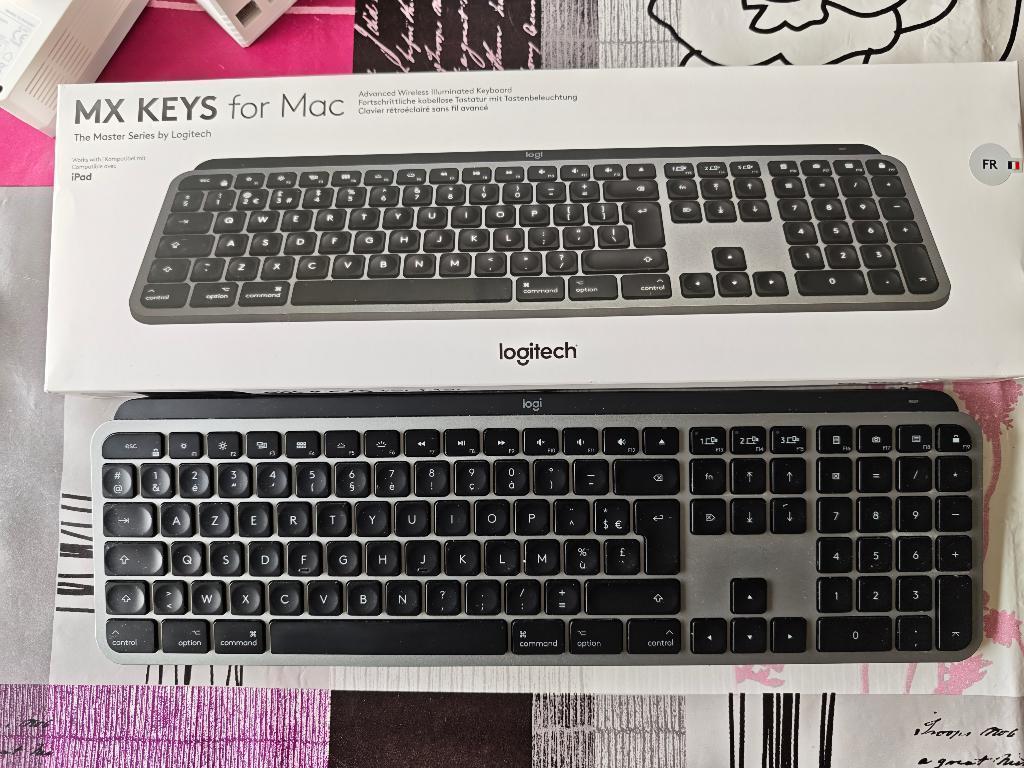 Clavier Loigitech Mx Keys Mac, Enlèvement, Azerty, Comme neuf, Sans fil