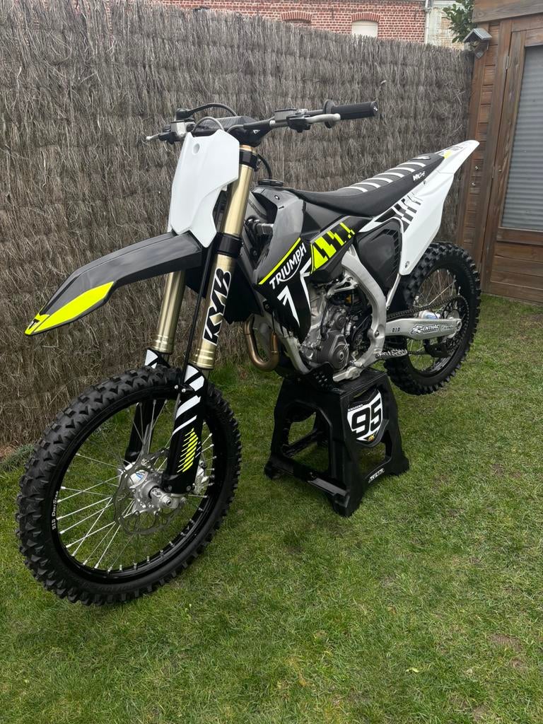 Triumph tf 250 x, Vélos & Vélomoteurs, Enlèvement, Comme neuf