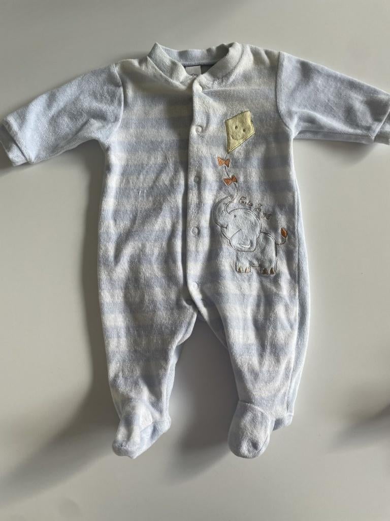 Wit/blauw gestreept pyjama met olifant maat 62, Kinderen en Baby's, Babykleding | Maat 62, Nacht- of Onderkleding, C&A, Ophalen of Verzenden