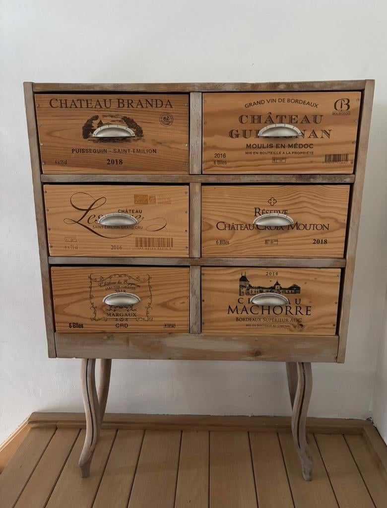 Meuble tendance à 6 tiroirs., Enlèvement