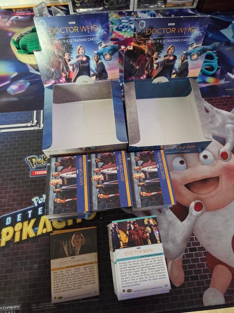 Doctor Who series 11 & 12 Rittenhouse trading cards, Ophalen of Verzenden