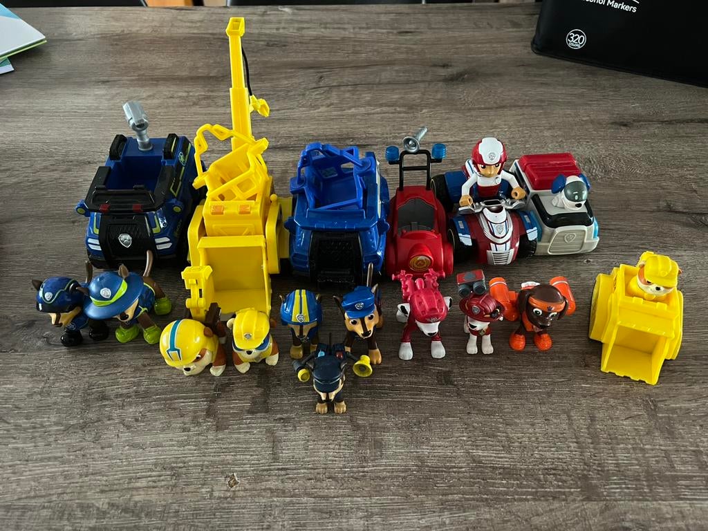 Paw Patrol set, Enfants & Bébés, Jouets | Figurines, Utilisé, Enlèvement ou Envoi