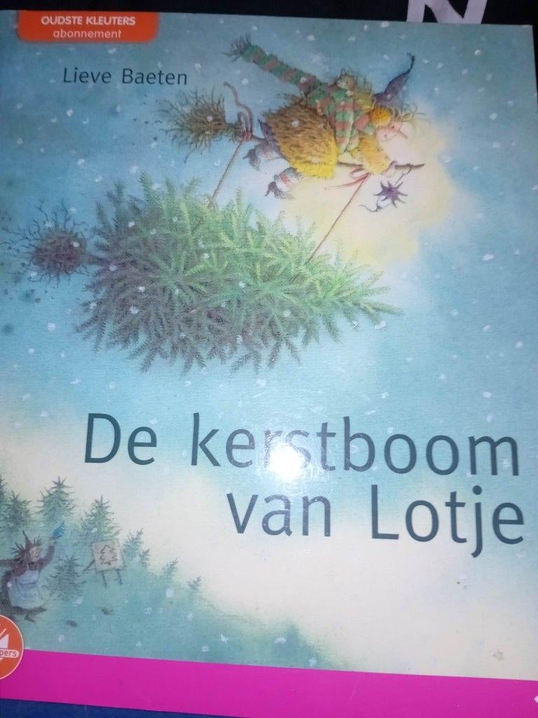 boek de kerstboom van lotje, Ophalen of Verzenden, Zo goed als nieuw, Lieve Baeten, Plaatjesalbum