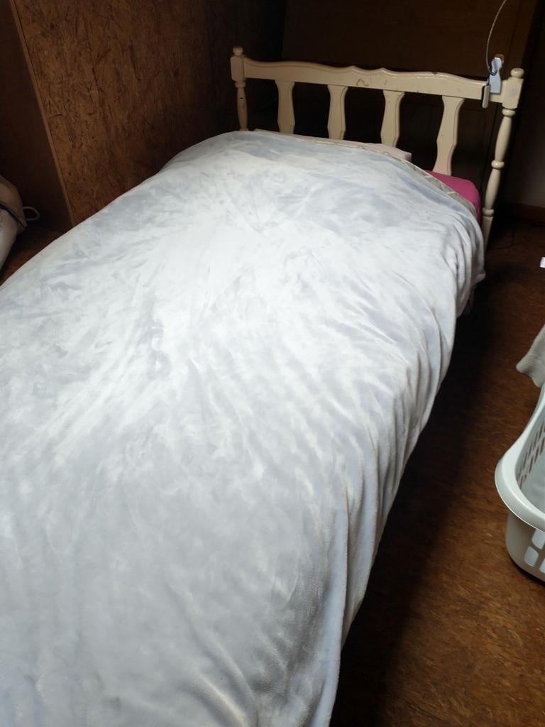 Lit une personne avec matelas, Maison & Meubles, Chambre à coucher | Chambres à coucher complètes, Enlèvement, Une personne