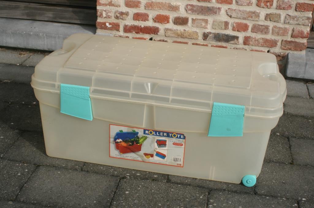 Grande boîte de rangement à roulettes Roller Tote (KETER), Moins de 35 cm, Comme neuf, Enlèvement, Boîte ou Caisse