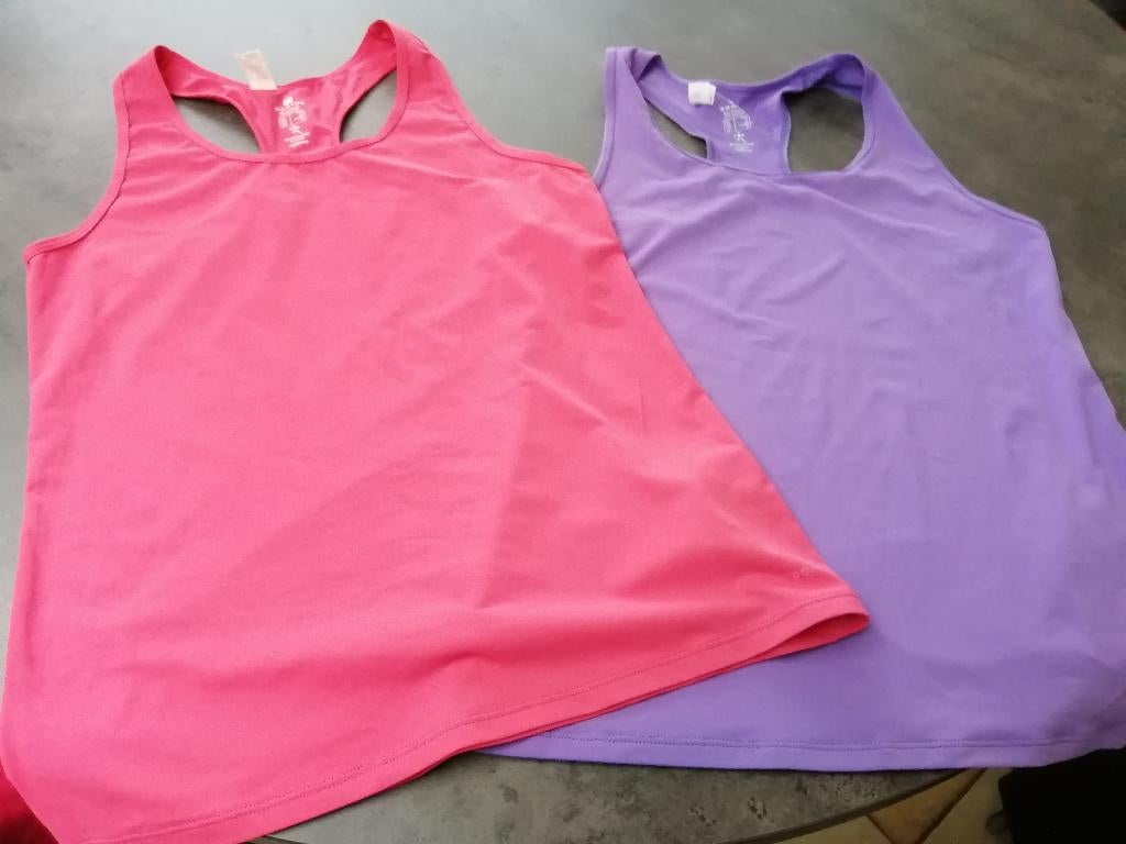 verschillende sport topjes maat 42 NIEUW, Vêtements | Femmes, Vêtements de sport, Enlèvement ou Envoi, Autres couleurs, Course à pied ou Cyclisme