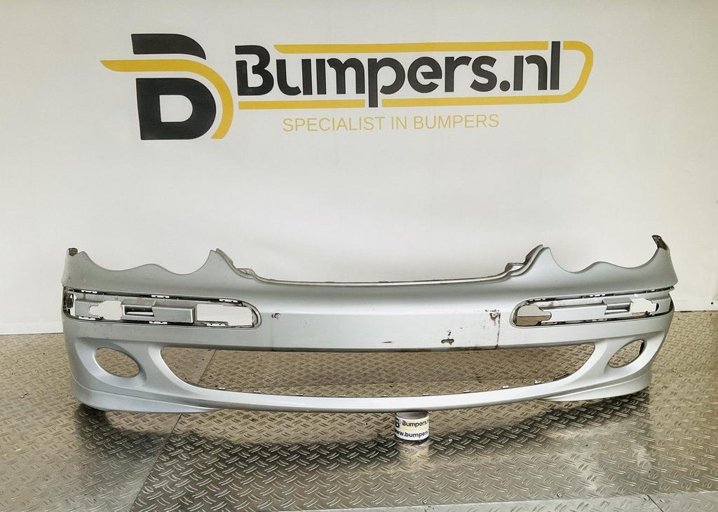 BUMPER Mercedes C Klasse W203 Facelift A2038853025 VOORBUMPE, Auto-onderdelen, Gebruikt, -, Voor, -