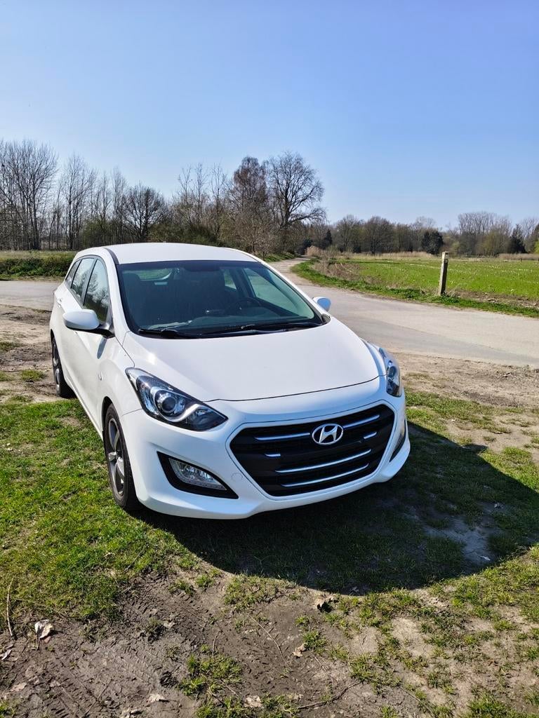 Hyundai I30 SW, Auto's, Hyundai, Voorwielaandrijving, Stof, Parkeersensor, Wit
