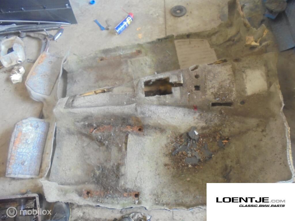 BMW e30 cabrio cabriolet tapijt 325i 320i 318i, Autos : Pièces & Accessoires, Habitacle & Garnissage, BMW, Utilisé, Enlèvement ou Envoi