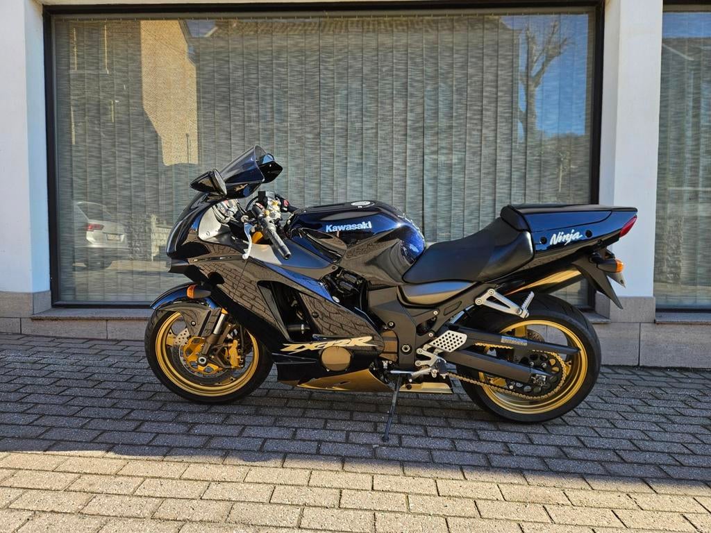 Kawasaki ZX1200R, Motoren, Particulier
