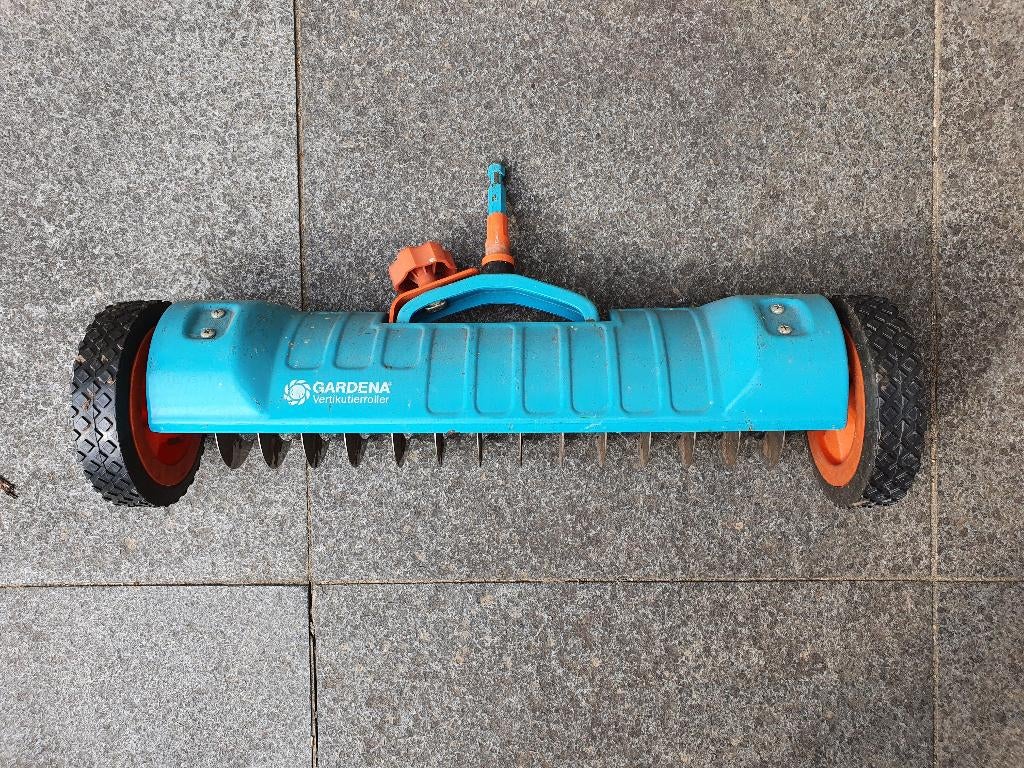 Verticuteerroller - Gardena, Tuin en Terras, Verticuteermachines, Ophalen