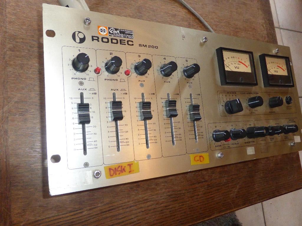 mengpaneel rodec SM200 in goede werkende staat, Muziek en Instrumenten, Mengpanelen, Ophalen of Verzenden, Gebruikt, 5 tot 10 kanalen