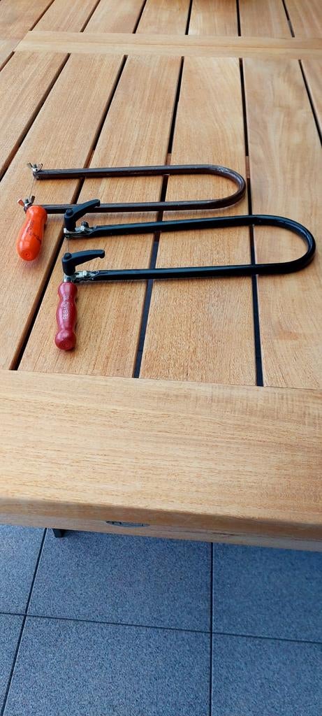 Scies à chantourner, Enlèvement