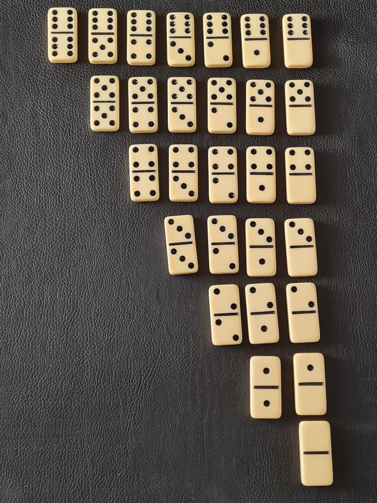 28 dominostenen ivory coloured, Ophalen of Verzenden