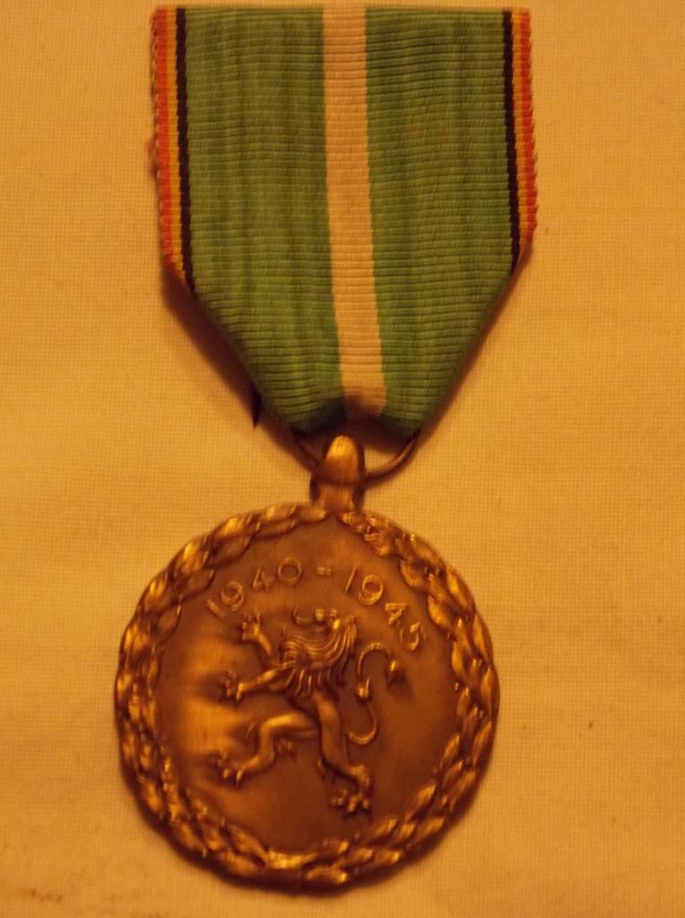 Médaille belge WWII, Collections, Objets militaires | Général, Enlèvement ou Envoi, Armée de terre, Ruban, Médaille ou Ailes