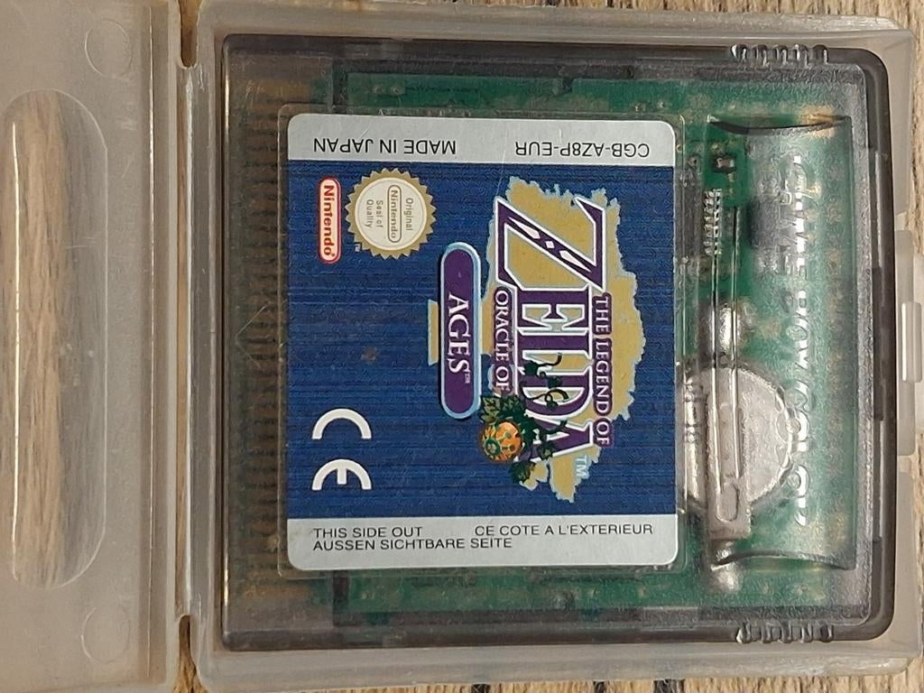 Gameboy color : Zelda , oracle of ages, Games en Spelcomputers, Games | Nintendo Game Boy, Verzenden