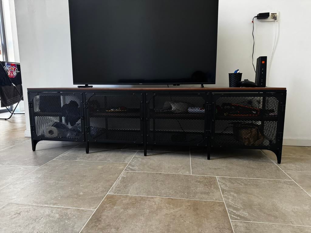 Meuble TV industriel – métal et bois – excellent état, Maison & Meubles, Armoires | Mobilier de télévision, Comme neuf, Métal