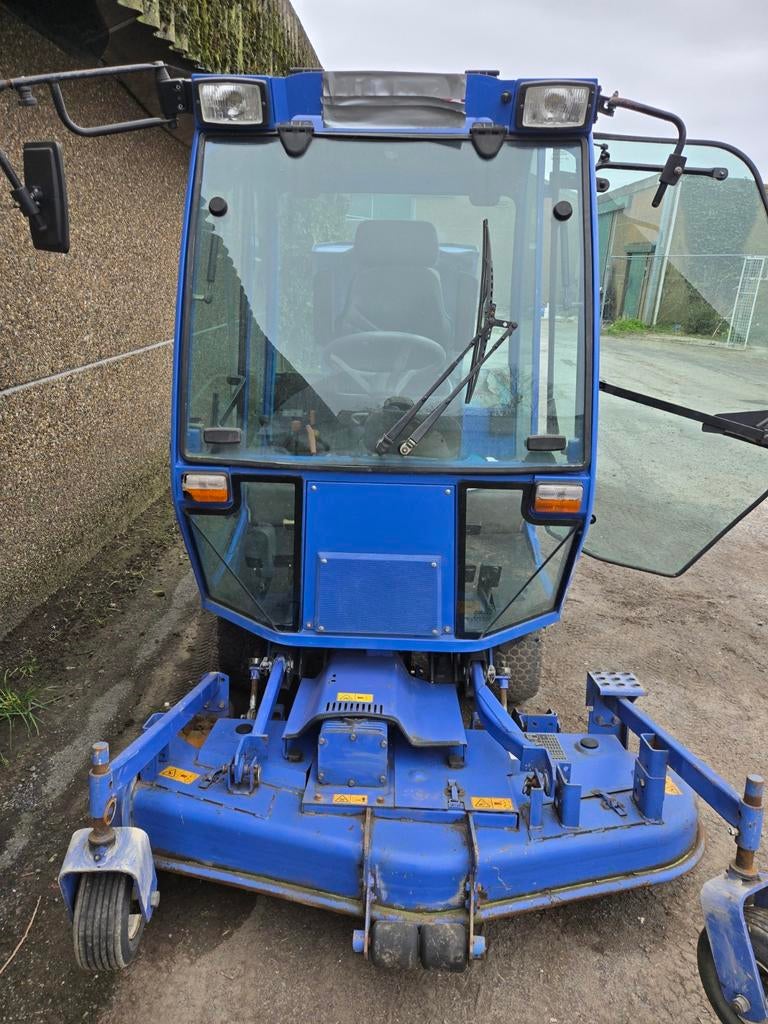 Tondeuse à gazon Iseki avec cabine, Enlèvement