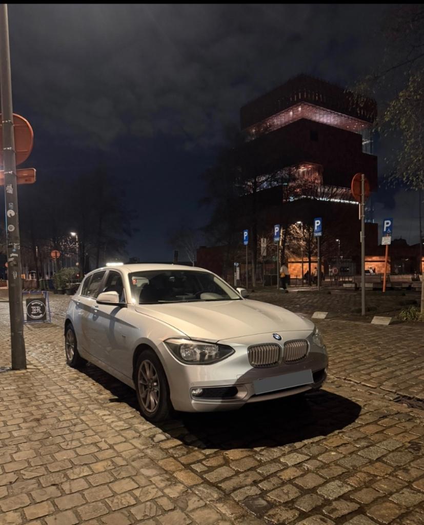 Bmw 116i benzine automaat, Auto's, Euro 5, Zwart, 4 cilinders, 1600 cc