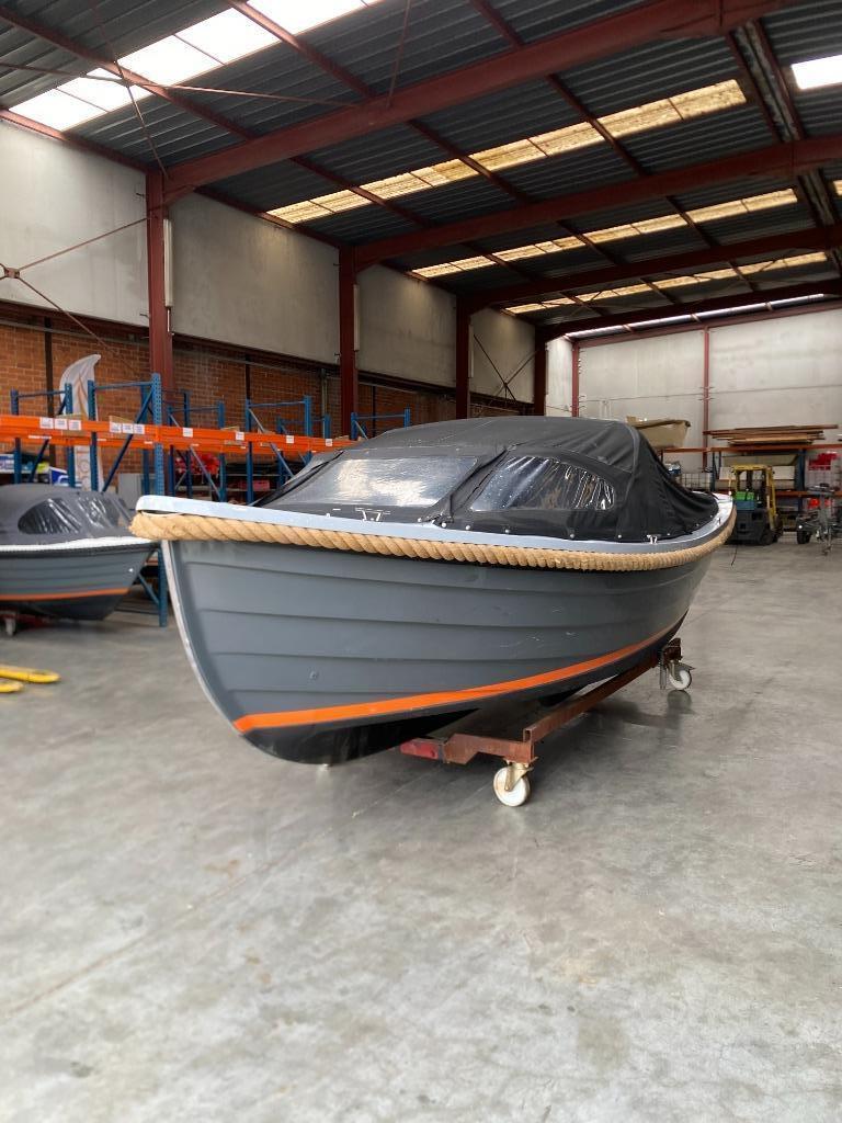 Waterspoor 630 elektrisch, Watersport en Boten, Sloepen, Ophalen, Gebruikt, Tot 10 pk, Binnenboordmotor