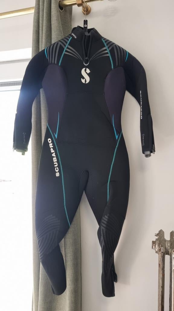Scubapro Definition jumpsuit van 7 mm — dames — maat M —, Watersport en Boten, Duiken, Zo goed als nieuw, Duikpak, Ophalen of Verzenden