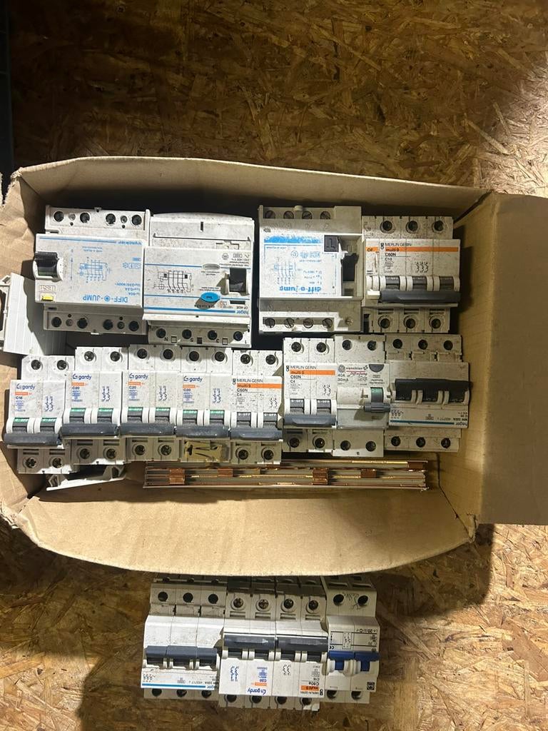 Automates, relais, commutateurs courant de perte, contacteur, Enlèvement ou Envoi, Utilisé