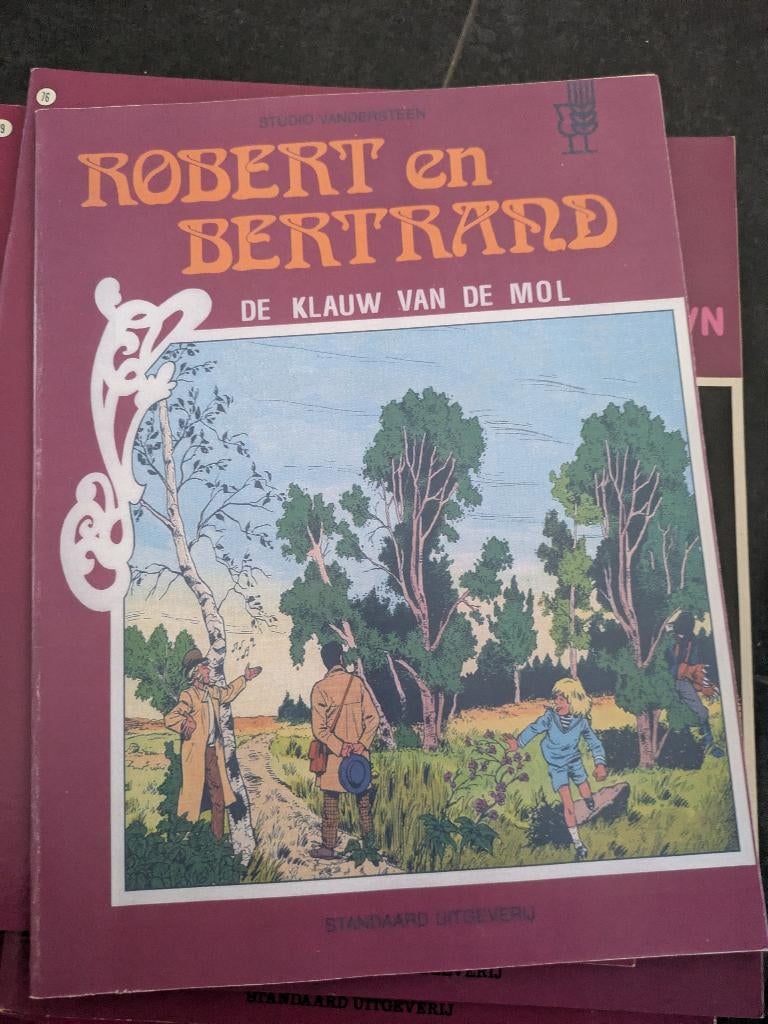 Robert & Bertrand, Eén stripboek, Ophalen of Verzenden, Zo goed als nieuw