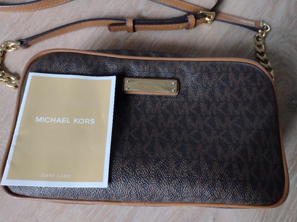 Michael Kors camera crossbody/handtas bruin, Handtassen en Accessoires, Tassen | Damestassen, Ophalen of Verzenden, Gebruikt, Bruin