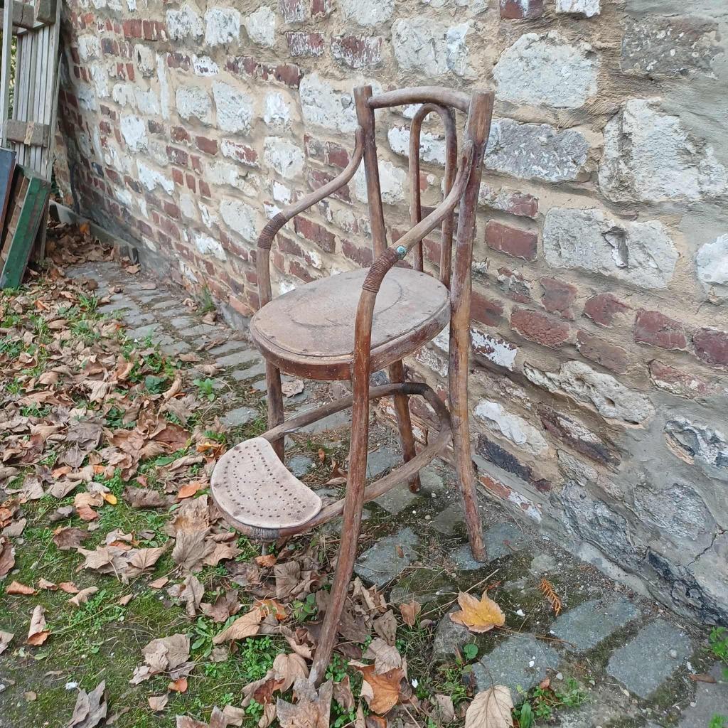 Chaise haute pour enfants bois courbé 1920, Antiquités & Art, Enlèvement