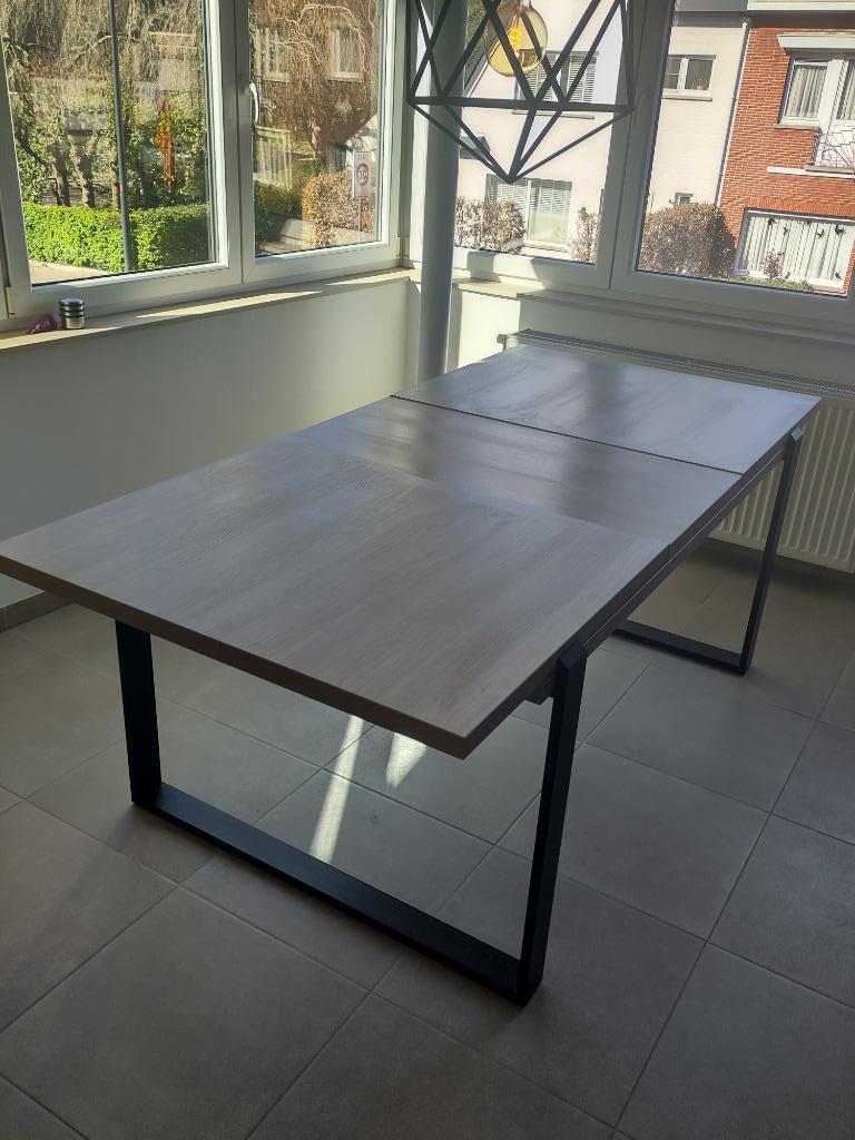 Uitschaafbare eettafel met bijpassende vitrinekast, Ophalen, Eikenhout, 50 tot 100 cm, Zo goed als nieuw