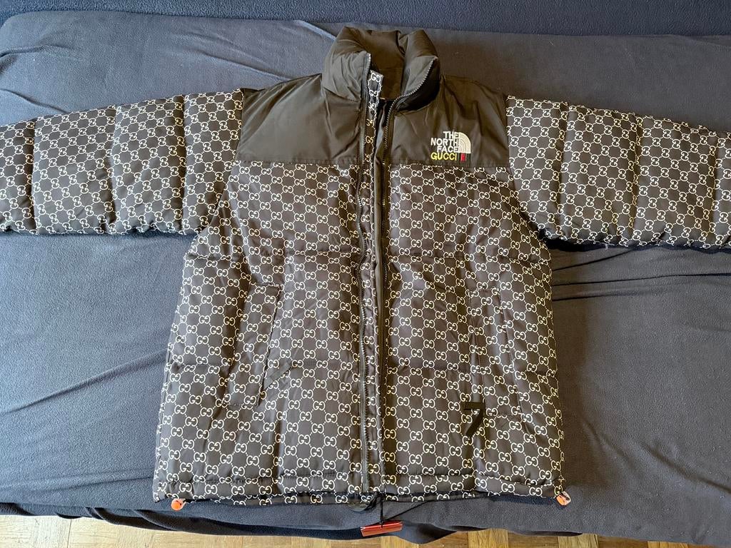 Doudoune The North Face Gucci, Enlèvement, Comme neuf