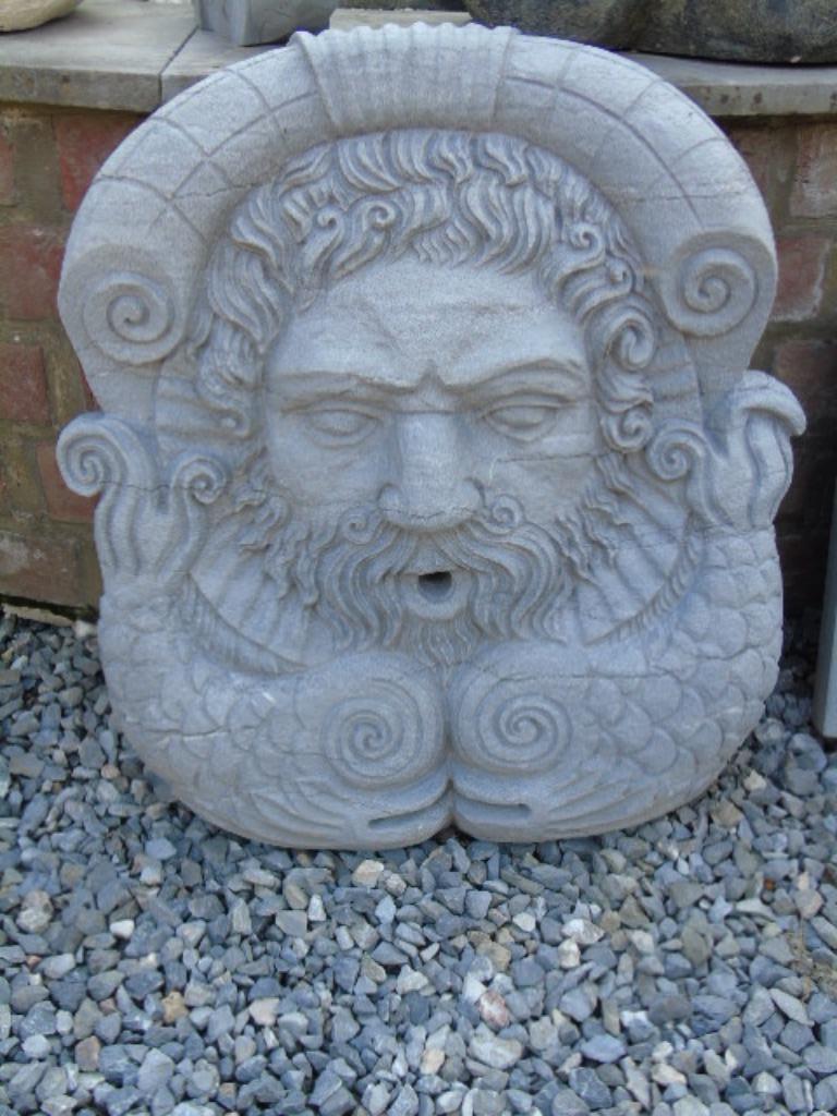 face de fontaine en pierre bleu , étang , jet d eau, Enlèvement, Neuf, Pierre, Fontaine