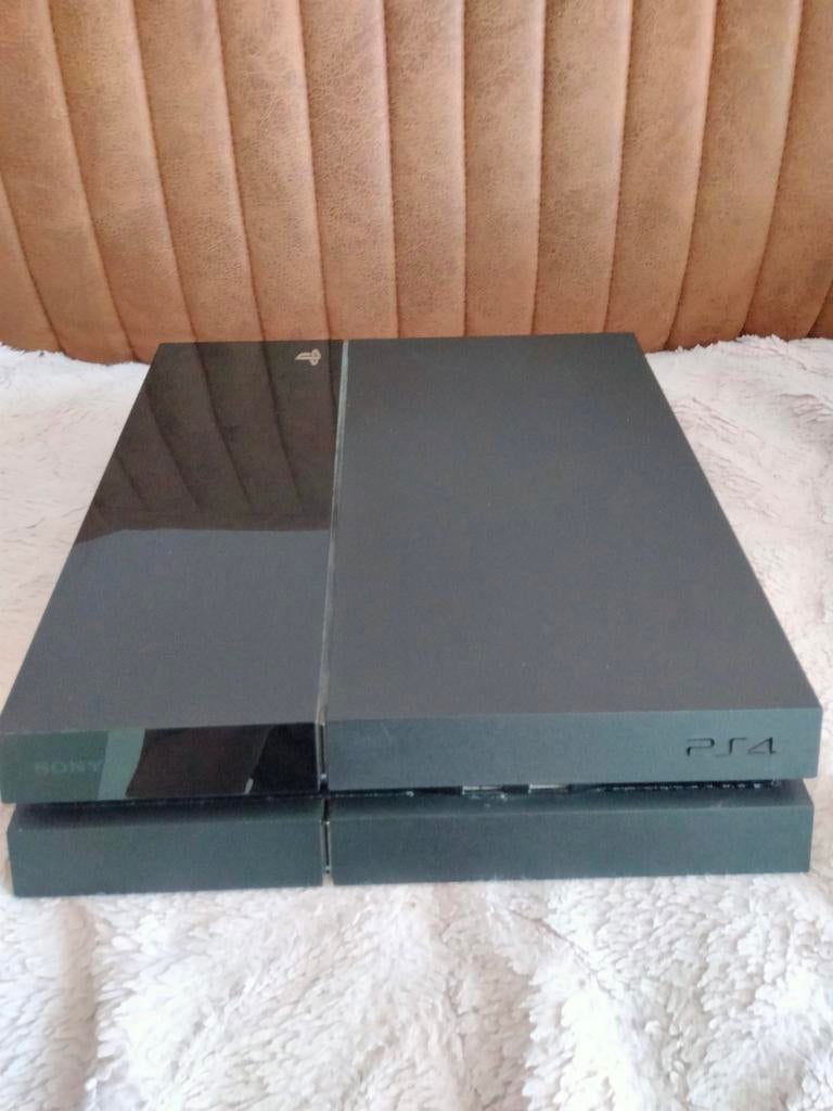 Playstation 4 (500GB) + drie games, Enlèvement ou Envoi, Comme neuf