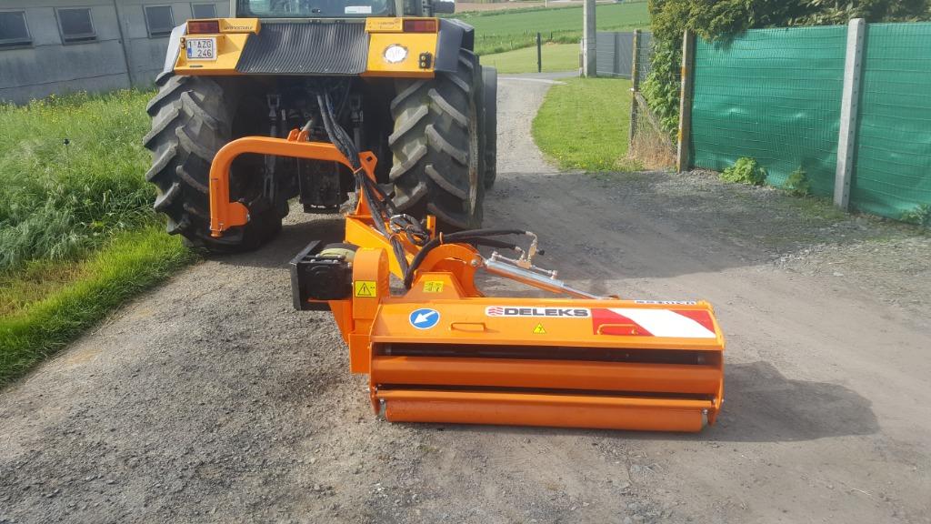 Broyeur a marteaux serie lourde avec déport, Enlèvement, Comme neuf