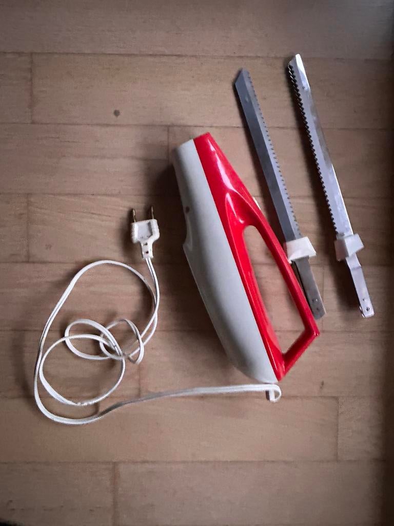 Couteau électrique SEB, Enlèvement, Utilisé