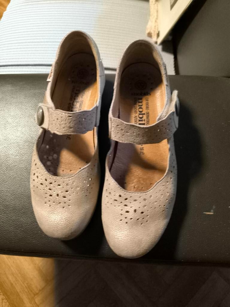 Chaussures Mobilis, Enlèvement ou Envoi, Comme neuf