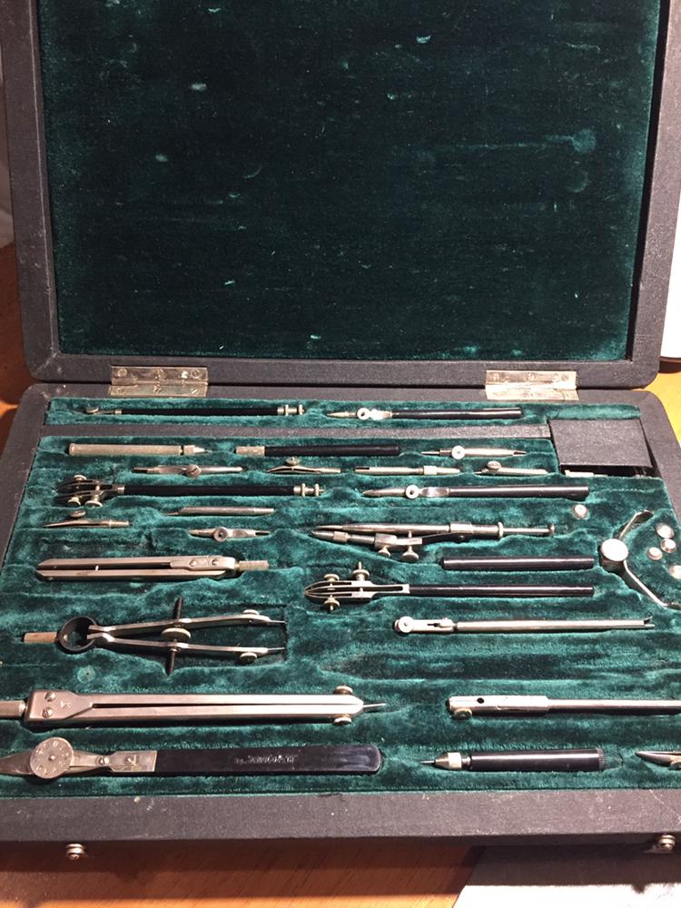 Instrument de dessin, compas vintage dans son boîte., Antiquités & Art, Enlèvement ou Envoi