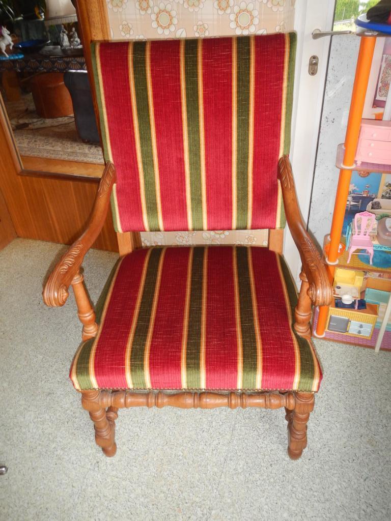 Ancien Fauteuil en bois et tissu, très bon état. Prix 50 €, Maison & Meubles, Fauteuils, Enlèvement, Comme neuf, Tissus