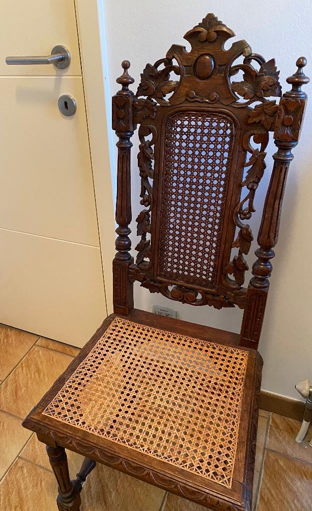 stoel antiek Mechelse stijl, Mechels houtsnijwerk., Antiek en Kunst, Ophalen